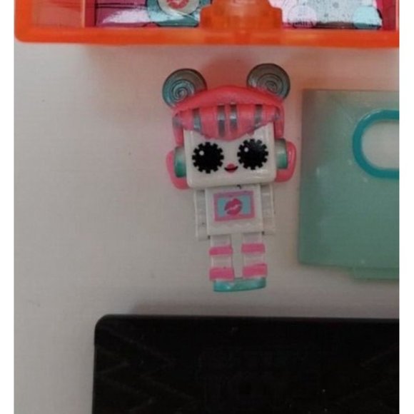 L.O.L. Surprise Tiny Toys Lot of 3 Mini Robots: XOXO, JukeBot & Help-R - Picture 2 of 11